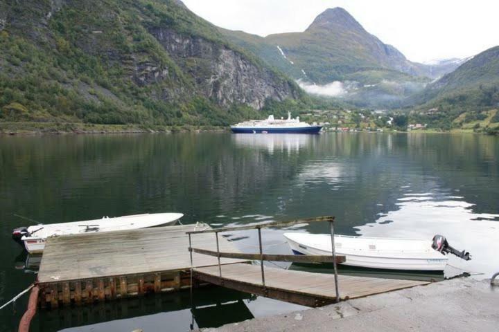 Solhaug Fjordcamping Geiranger Exterior foto